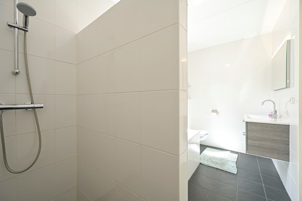 Medium property photo - Abdis Johannastraat 28, 2544 NE Den Haag
